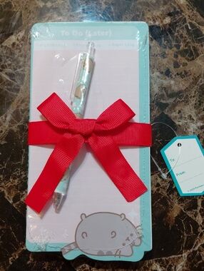 NWT 2025 Pusheen Magnetic Note Pad and Gel Pen Set